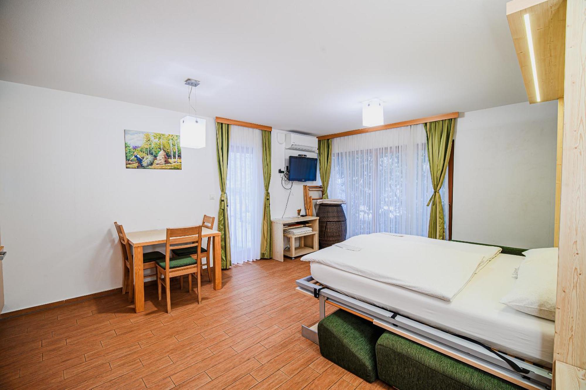 Apartments Maleric With Indoor Pool And Wellness Dragatuš Værelse billede